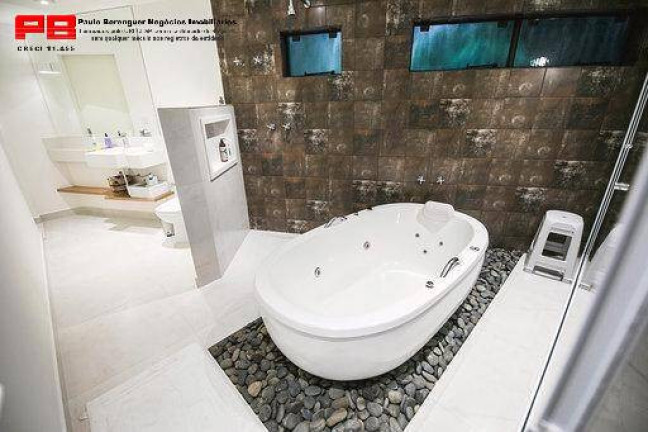 Imagem Sobrado com 4 Quartos à Venda, 300 m² em Vila Olímpia - São Paulo Imagem Sobrado com 4 Quartos à Venda, 300 m² em Vila Olímpia - São Paulo