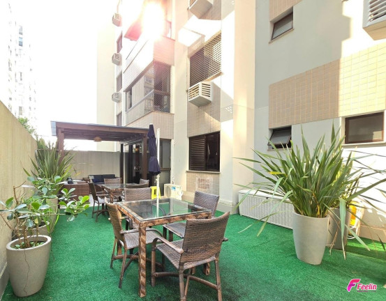 Imagem Apartamento com 3 Quartos à Venda, 93 m² em Centro - Florianópolis Imagem Apartamento com 3 Quartos à Venda, 93 m² em Centro - Florianópolis