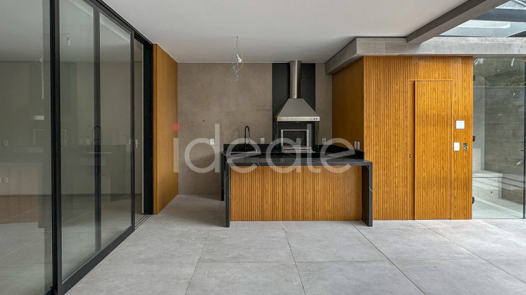 Imagem Casa de Condomínio com 5 Quartos à Venda, em Barra Da Tijuca - Rio De Janeiro Imagem Casa de Condomínio com 5 Quartos à Venda, em Barra Da Tijuca - Rio De Janeiro