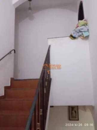 Imagem Sobrado com 3 Quartos à Venda, 200 m² em Jardim Presidente Dutra - Guarulhos Imagem Sobrado com 3 Quartos à Venda, 200 m² em Jardim Presidente Dutra - Guarulhos