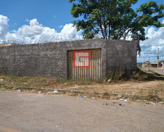 Terreno para Alugar, 210 m² em Santo Amaro - Montes Claros