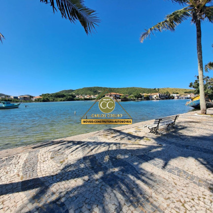 Casa com 2 Quartos à Venda,  em Portinho - Cabo Frio