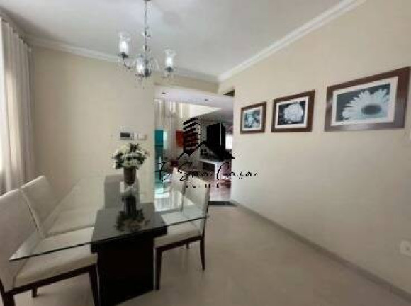 Imagem Casa com 4 Quartos à Venda, 370 m² em Cabral - Contagem Imagem Casa com 4 Quartos à Venda, 370 m² em Cabral - Contagem