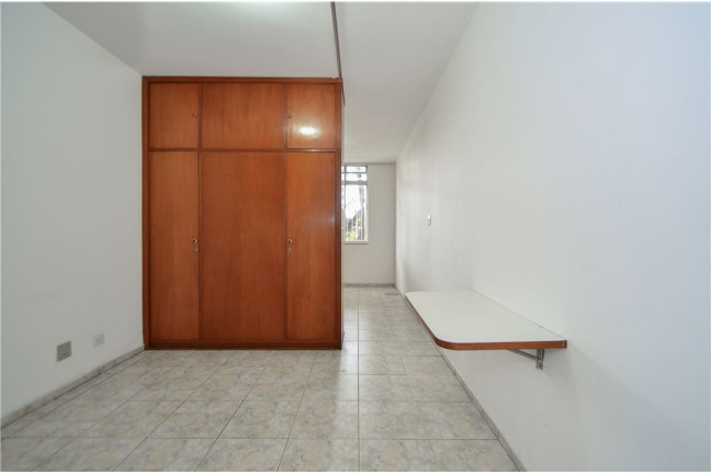 Imagem Imóvel com 1 Quarto à Venda, em Higienópolis - São Paulo Imagem Imóvel com 1 Quarto à Venda, em Higienópolis - São Paulo