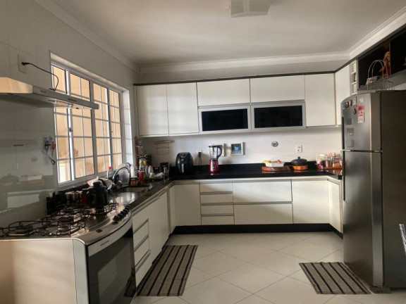 Imagem Imóvel com 3 Quartos à Venda, 350 m² em Jardim Do Lago - Limeira Imagem Imóvel com 3 Quartos à Venda, 350 m² em Jardim Do Lago - Limeira