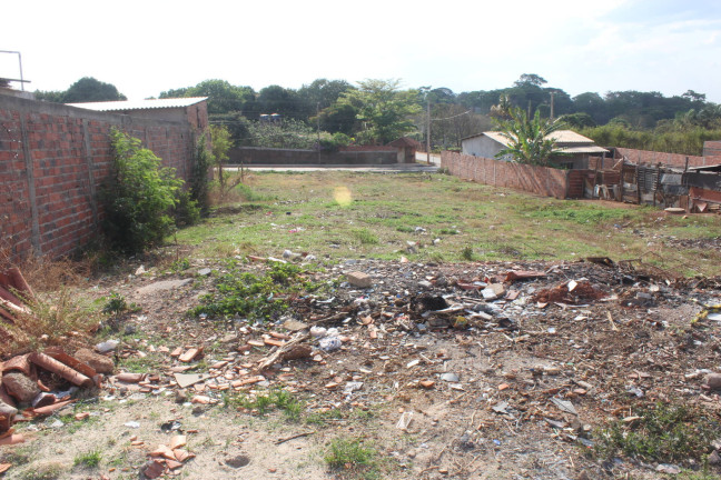 Terreno à Venda, 300 m² em Sítios De Recreio Vale Das Laranjeiras - Anápolis