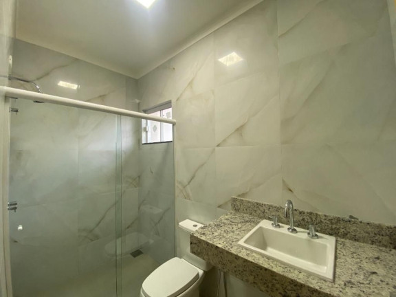 Imagem Casa com 3 Quartos à Venda, 145 m² em Jardim Itália - Maringa