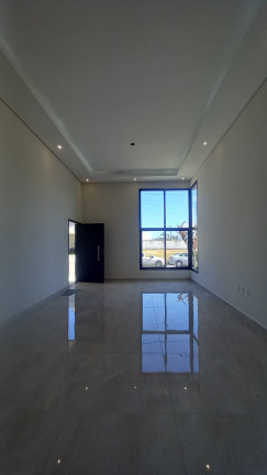 Imagem Casa com 3 Quartos à Venda, 300 m² em Residencial Ouroville - Taubaté Imagem Casa com 3 Quartos à Venda, 300 m² em Residencial Ouroville - Taubaté