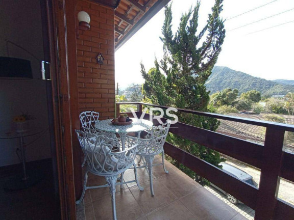 Imagem Casa com 4 Quartos à Venda, 197 m² em Granja Guarani - Teresópolis