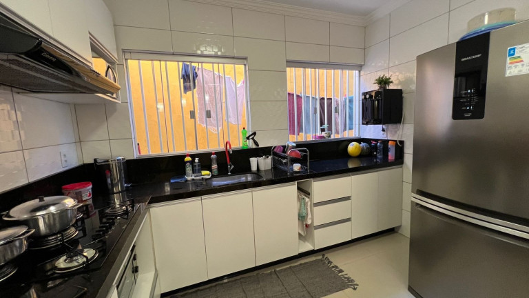 Imagem Casa com 4 Quartos à Venda, 378 m² em Samambaia Norte (samambaia) - Brasília Imagem Casa com 4 Quartos à Venda, 378 m² em Samambaia Norte (samambaia) - Brasília