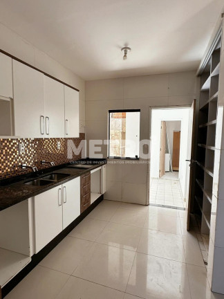 Imagem Casa com 2 Quartos à Venda, 230 m² em Orla - Petrolina