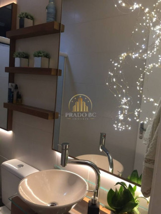 Imagem Apartamento com 2 Quartos à Venda, 59 m² em Monte Alegre - Camboriú