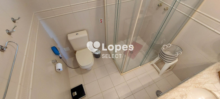Imagem Apartamento com 4 Quartos à Venda, 267 m² em Vila Embaré - Valinhos