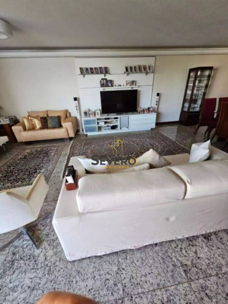 Imagem Apartamento com 4 Quartos à Venda, 204 m² em Icaraí - Niterói