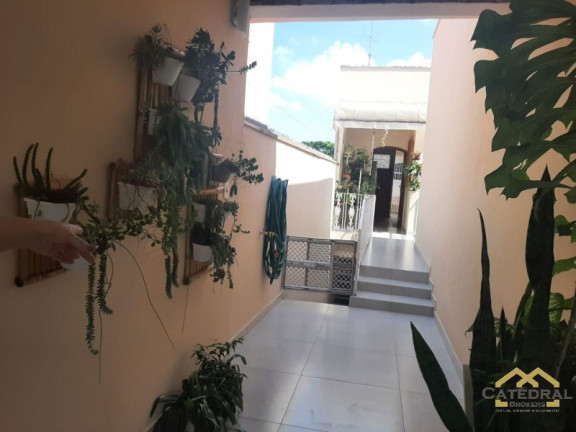 Imagem Casa com 2 Quartos à Venda, 420 m² em Vila Progresso - Jundiaí