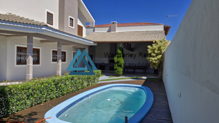 Imagem Casa com 3 Quartos à Venda, 400 m² em Ingleses Do Rio Vermelho - Florianópolis Imagem Casa com 3 Quartos à Venda, 400 m² em Ingleses Do Rio Vermelho - Florianópolis