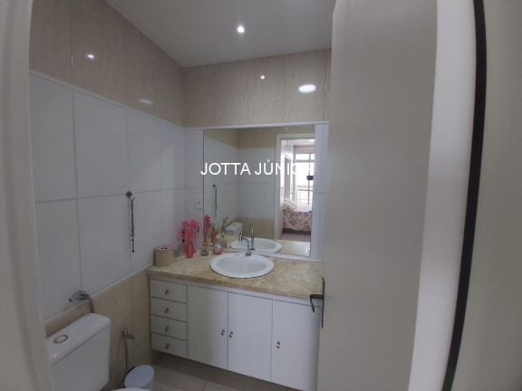 Imagem Imóvel com 3 Quartos à Venda, 210 m² em Centro - Cabo Frio