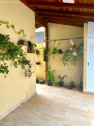 Imagem Casa com 4 Quartos à Venda, 351 m² em Balneario Florida - Praia Grande Imagem Casa com 4 Quartos à Venda, 351 m² em Balneario Florida - Praia Grande