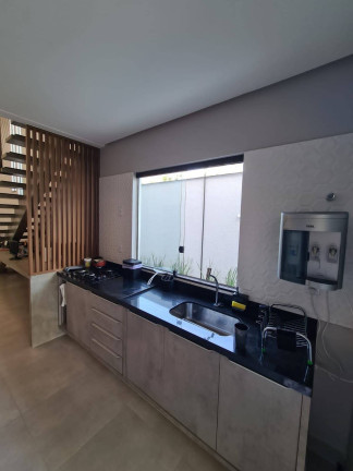 Imagem Casa com 2 Quartos à Venda, 169 m² em Ponta Negra - Manaus Imagem Casa com 2 Quartos à Venda, 169 m² em Ponta Negra - Manaus