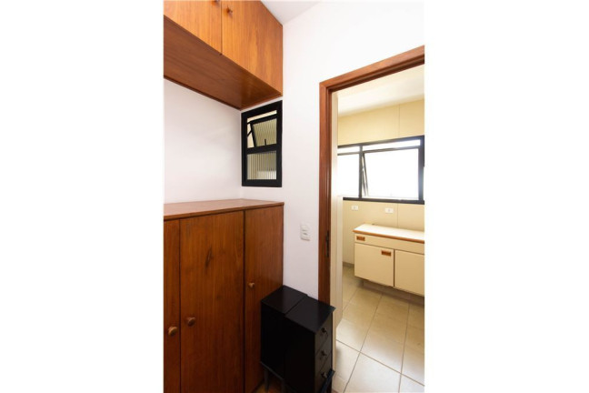 Imagem Apartamento com 4 Quartos à Venda, 220 m² em Moema - São Paulo