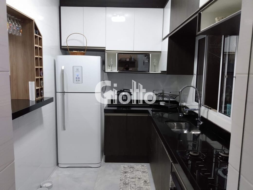 Imagem Casa de Condomínio com 2 Quartos à Venda, 64 m² em Vila Brasileira - Mogi Das Cruzes