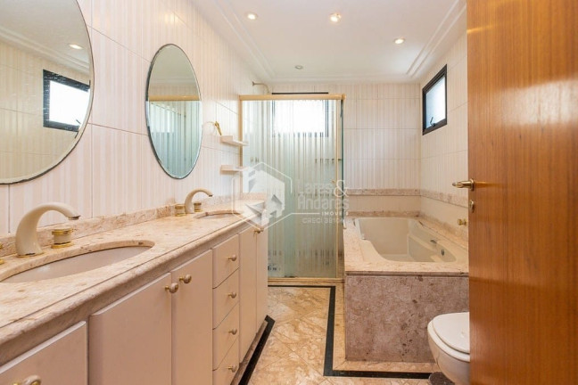 Imagem Apartamento com 3 Quartos à Venda, 219 m² em Moema - São Paulo Imagem Apartamento com 3 Quartos à Venda, 219 m² em Moema - São Paulo
