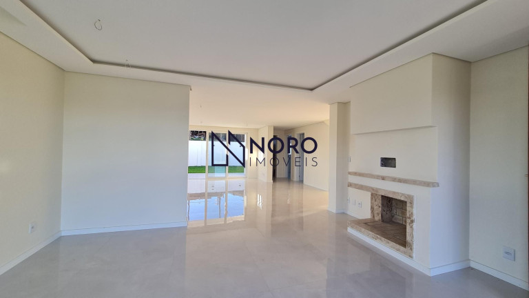 Imagem Casa de Condomínio com 3 Quartos à Venda, 220 m² em Tomazetti - Santa Maria Imagem Casa de Condomínio com 3 Quartos à Venda, 220 m² em Tomazetti - Santa Maria