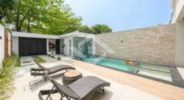 Imagem Casa com 4 Quartos à Venda, 453 m² em Barra Da Tijuca - Rio De Janeiro Imagem Casa com 4 Quartos à Venda, 453 m² em Barra Da Tijuca - Rio De Janeiro