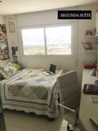 Imagem Cobertura com 3 Quartos à Venda, 390 m² em Barra Da Tijuca - Rio De Janeiro