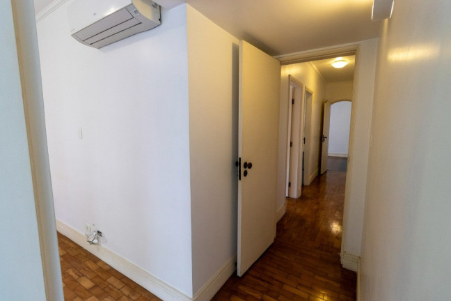 Imagem Apartamento com 3 Quartos à Venda, 129 m² em Itaim Bibi - São Paulo Imagem Apartamento com 3 Quartos à Venda, 129 m² em Itaim Bibi - São Paulo