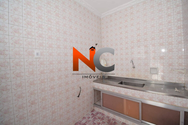 Imagem Casa com 2 Quartos à Venda, 200 m² em Marechal Hermes - Rio De Janeiro Imagem Casa com 2 Quartos à Venda, 200 m² em Marechal Hermes - Rio De Janeiro