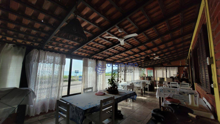 Imagem Edifício Residencial com 9 Quartos à Venda, 313 m² em Armação - Penha Imagem Edifício Residencial com 9 Quartos à Venda, 313 m² em Armação - Penha
