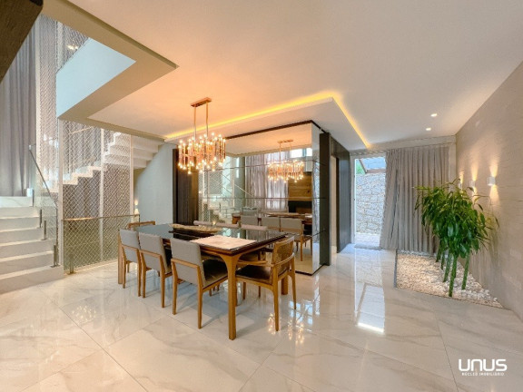 Imagem Casa de Condomínio com 4 Quartos à Venda, 426 m² em Estreito - Florianópolis Imagem Casa de Condomínio com 4 Quartos à Venda, 426 m² em Estreito - Florianópolis