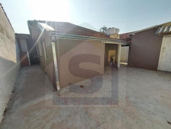 Imagem Casa com 3 Quartos à Venda, 130 m² em Vila Maria - Botucatu