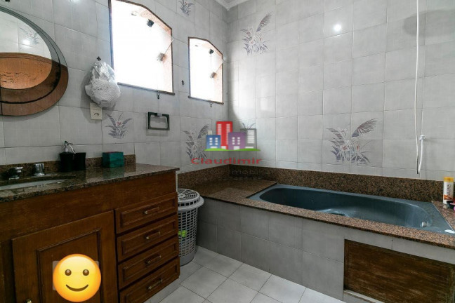 Imagem Sobrado com 4 Quartos à Venda, 182 m² em Vila Antonina - São Paulo