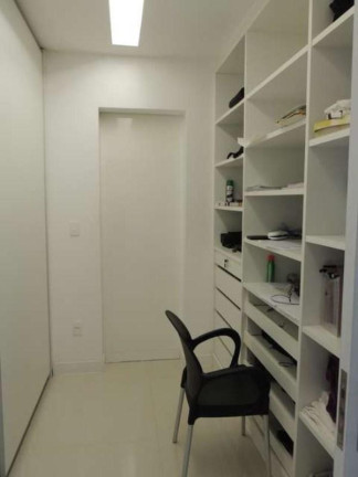 Imagem Casa com 5 Quartos à Venda, 840 m² em Alphaville I - Salvador
