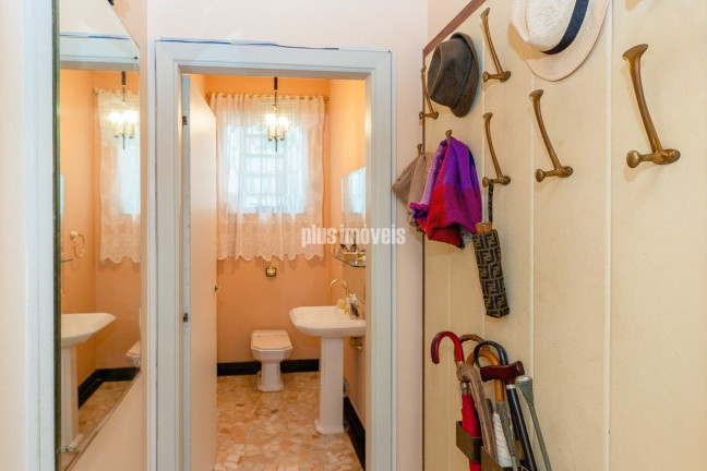 Imagem Casa com 3 Quartos à Venda, 320 m² em Pacaembu - São Paulo