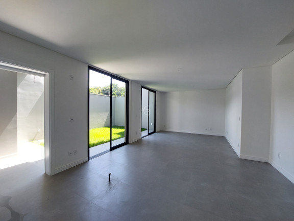Imagem Sobrado com 3 Quartos à Venda, 163 m² em Glória - Joinville