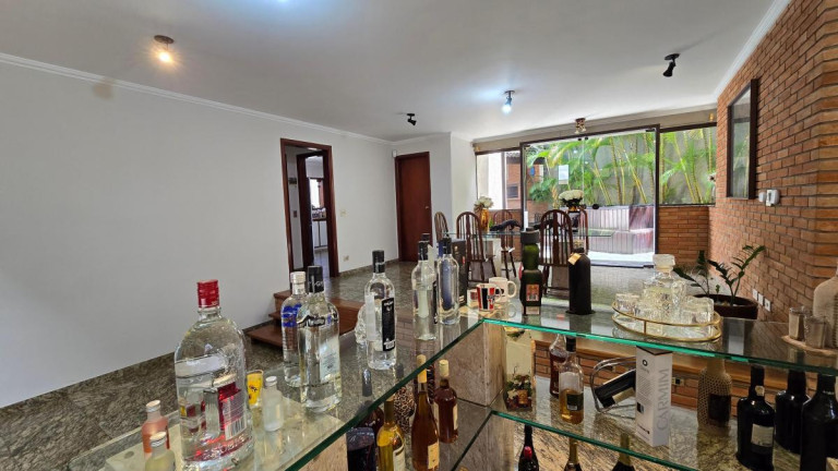 Imagem Casa com 5 Quartos à Venda, 381 m² em Parque Dos Príncipes - São Paulo Imagem Casa com 5 Quartos à Venda, 381 m² em Parque Dos Príncipes - São Paulo