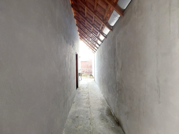 Casa com 2 Quartos à Venda, 43 m² em Jardim Das Gaivotas - Caraguatatuba