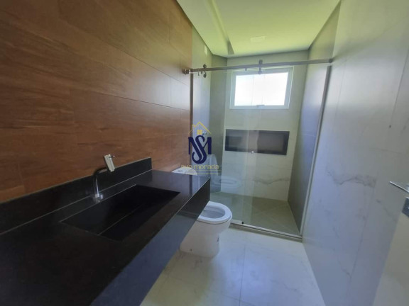 Imagem Casa com 5 Quartos à Venda, em Costa Azul - Rio Das Ostras Imagem Casa com 5 Quartos à Venda, em Costa Azul - Rio Das Ostras