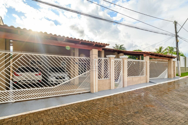 Casa com 6 Quartos à Venda, 1.000 m² em Guará I - Brasília