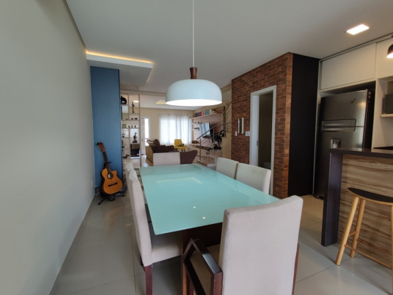 Imagem Casa com 3 Quartos à Venda, 166 m² em Estância Velha - Canoas