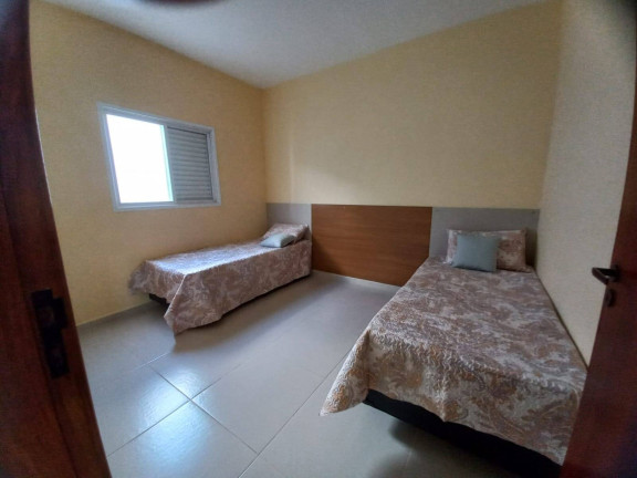 Imagem Casa com 1 Quarto à Venda, 178 m² em Estancia Flora Rica - Peruíbe