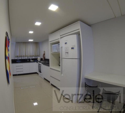Imagem Apartamento com 4 Quartos para Temporada, 180 m² em Centro - Balneário Camboriú