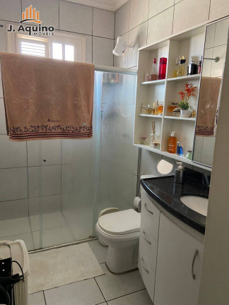 Imagem Casa de Condomínio com 4 Quartos à Venda, em Sapiranga-coité - Fortaleza Imagem Casa de Condomínio com 4 Quartos à Venda, em Sapiranga-coité - Fortaleza