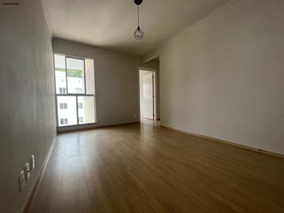 Imagem Apartamento com 2 Quartos à Venda, 46 m² em Cascata Do Imbuí - Teresópolis