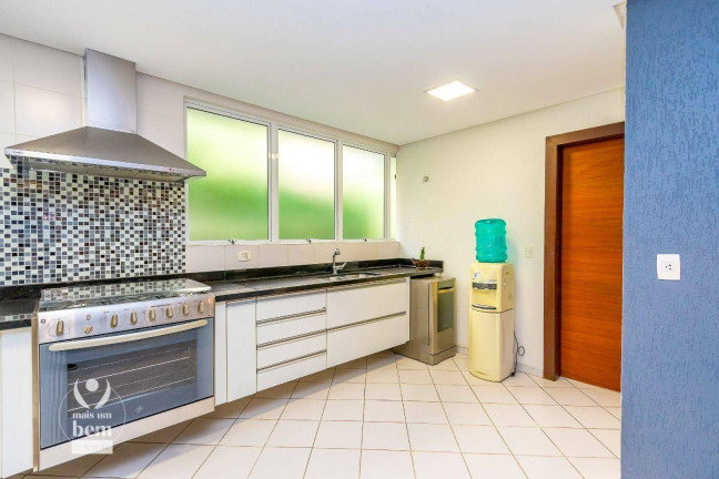 Imagem Casa com 4 Quartos à Venda, 320 m² em Santo Inácio - Curitiba