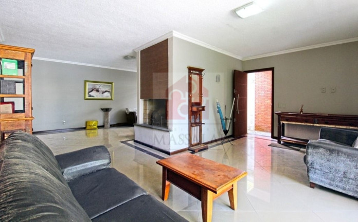 Casa com 3 Quartos à Venda, 260 m² em Menino Deus - Porto Alegre