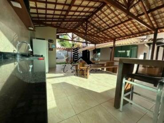 Imagem Casa com 4 Quartos à Venda, 370 m² em Cabral - Contagem Imagem Casa com 4 Quartos à Venda, 370 m² em Cabral - Contagem